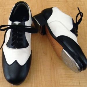 Meet your Posher, Kennedy